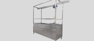 Washing unit of Kashkaval molds