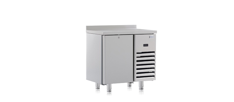 PROFESSIONAL SERIES SINGLE DOOR REFRIGERATORS