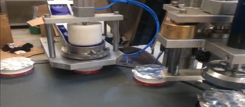 Automatic Vax Filling Machine